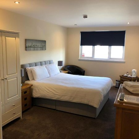 Oyo Douglas Hotel Kilmarnock Eksteriør billede