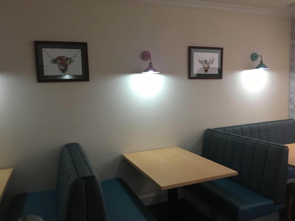 Oyo Douglas Hotel Kilmarnock Eksteriør billede