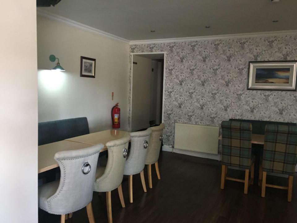 Oyo Douglas Hotel Kilmarnock Eksteriør billede