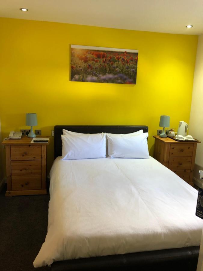 Oyo Douglas Hotel Kilmarnock Eksteriør billede