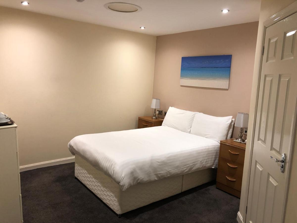 Oyo Douglas Hotel Kilmarnock Eksteriør billede