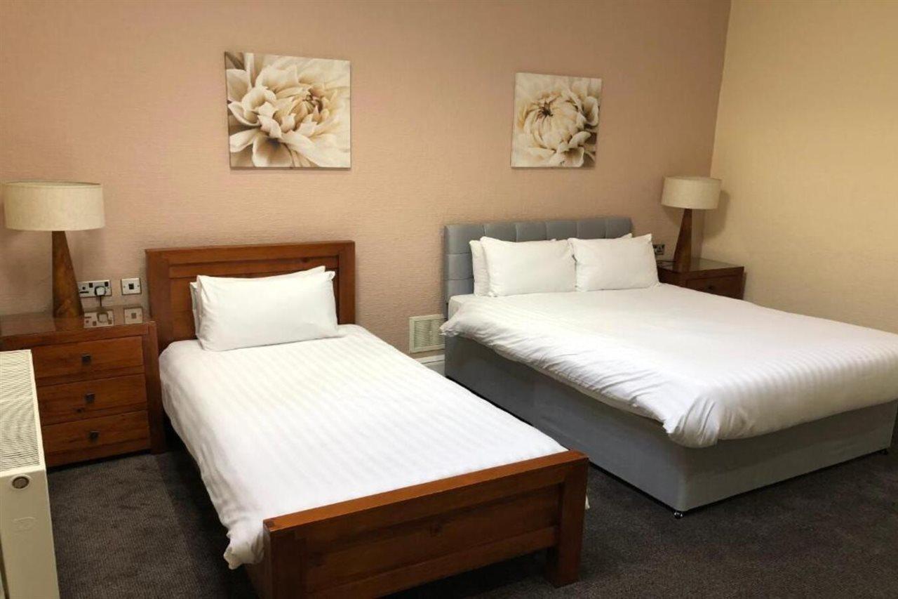 Oyo Douglas Hotel Kilmarnock Eksteriør billede