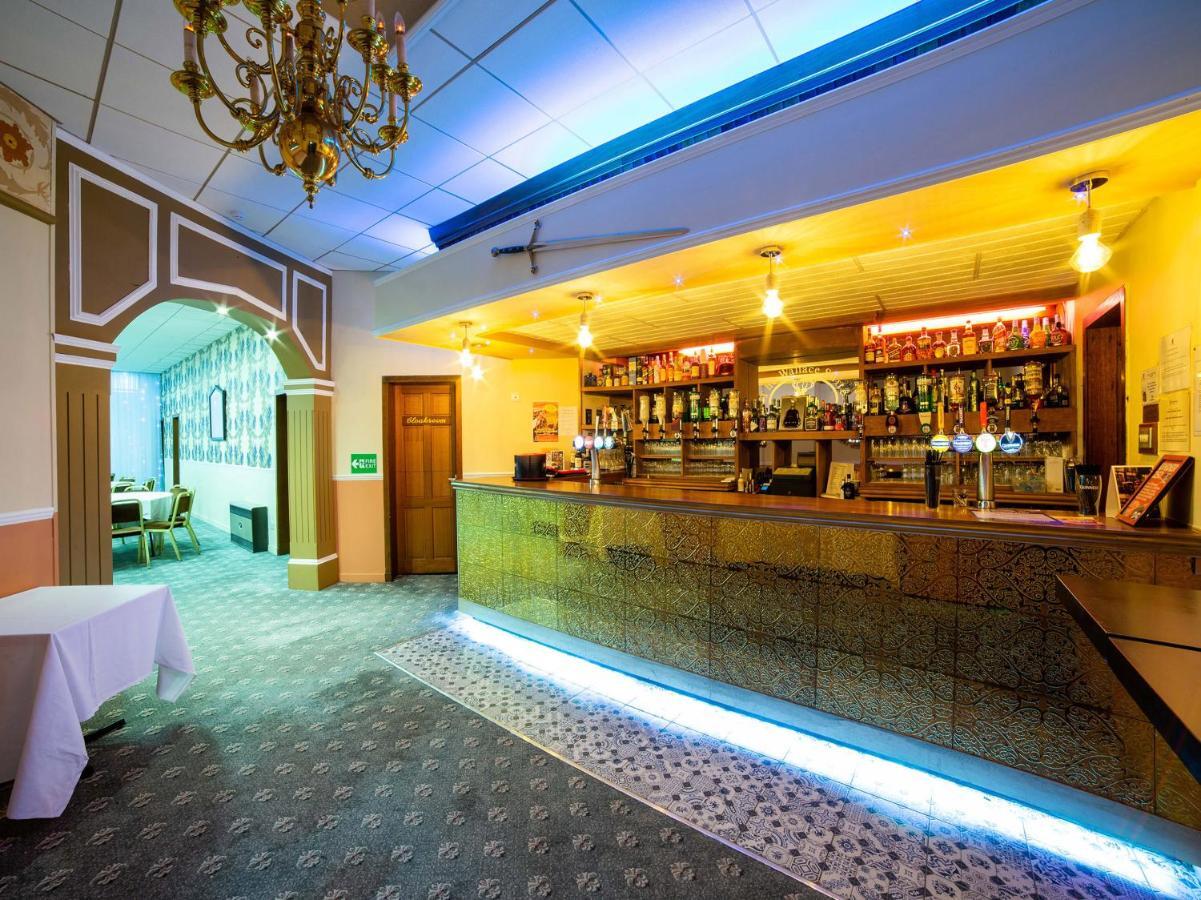Oyo Douglas Hotel Kilmarnock Eksteriør billede