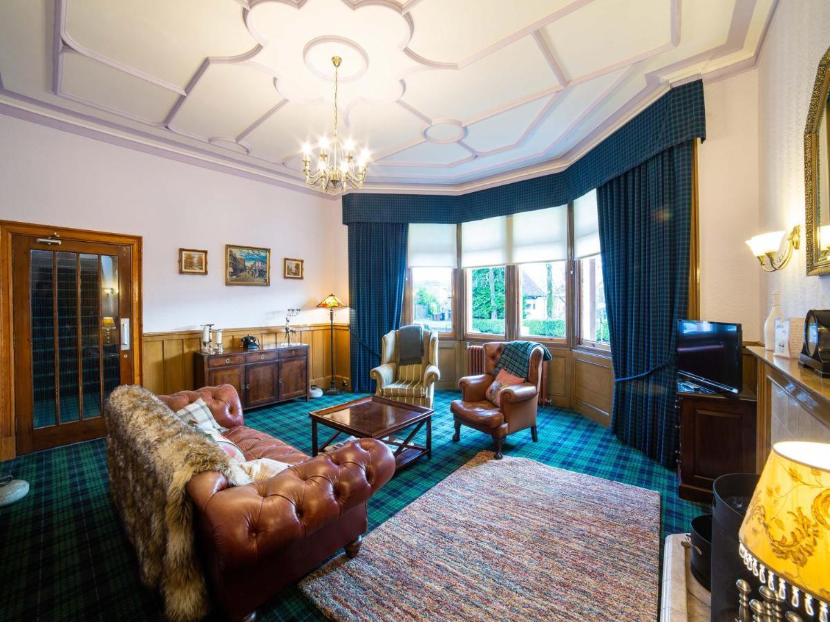 Oyo Douglas Hotel Kilmarnock Eksteriør billede