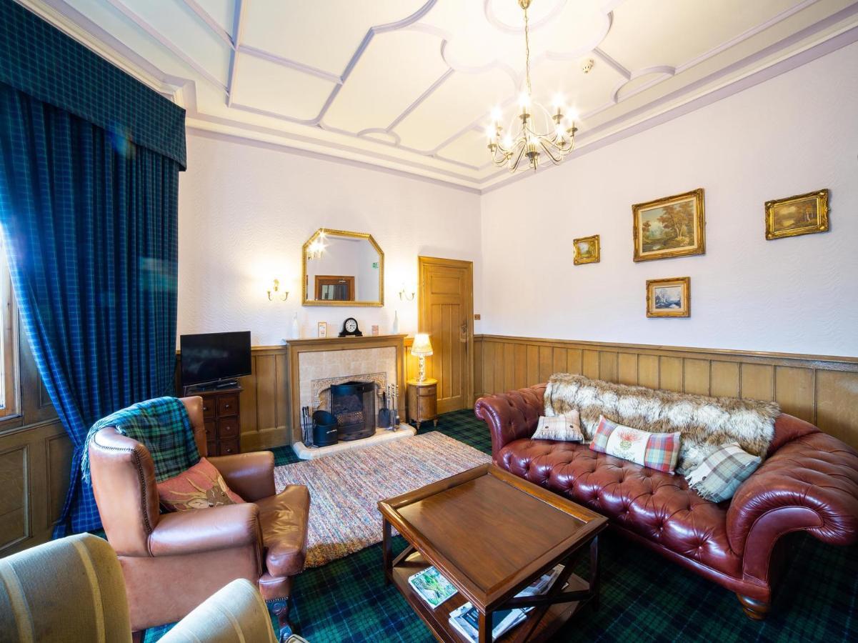 Oyo Douglas Hotel Kilmarnock Eksteriør billede